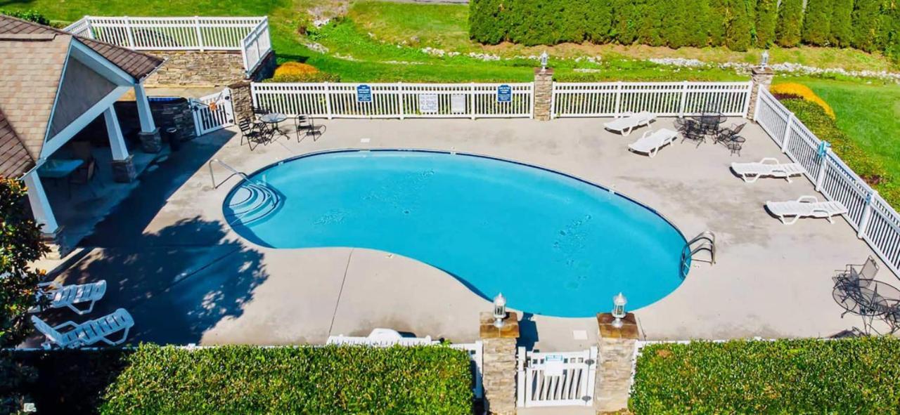 Luxe Quiet Townhouse W/Parking/Pool/By Dollywood Villa Pigeon Forge Exterior photo